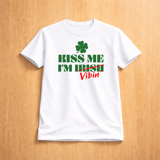 Kiss Me (Vibin') - T-Shirt
